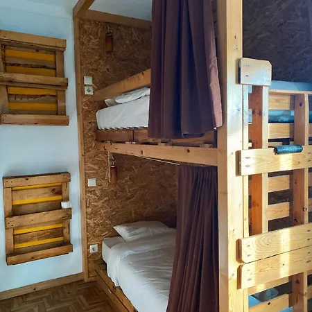 Eco - Tribo Da Феррел