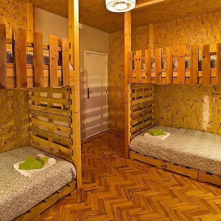 Eco - Tribo Da Феррел