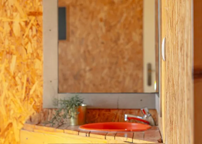 Eco - Tribo Da Ostello Ferrel (Leiria)