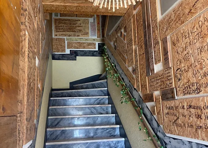 Eco - Tribo Da Ostello Ferrel (Leiria)