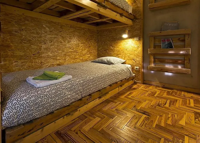 Eco - Tribo Da Ostello Ferrel (Leiria)